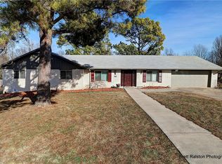 1407 Overo Cir, Springdale, AR 72762