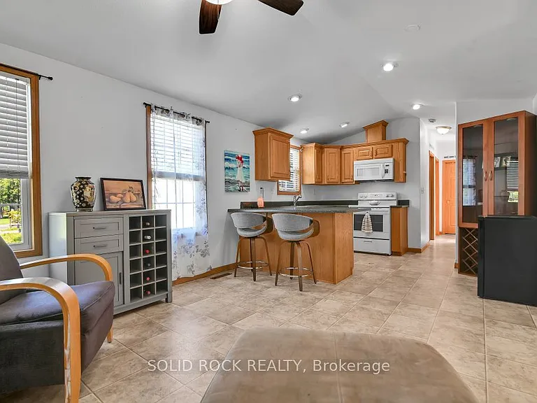 3535 Saint Joseph Blvd #90 — Photo 24