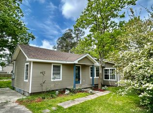 8309 Holiday Dr, Ocean Springs, MS 39564