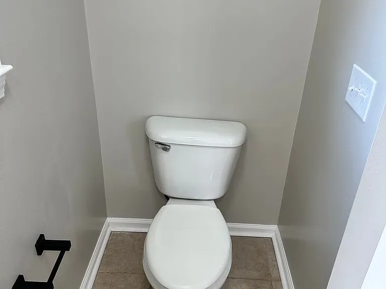 201 Belton Dr — Photo 11