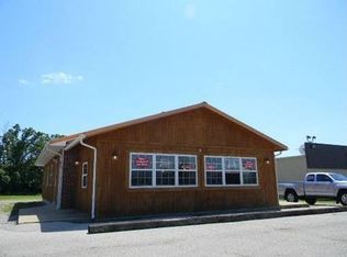 717 E Jefferson Ave, Richland, MO 65556