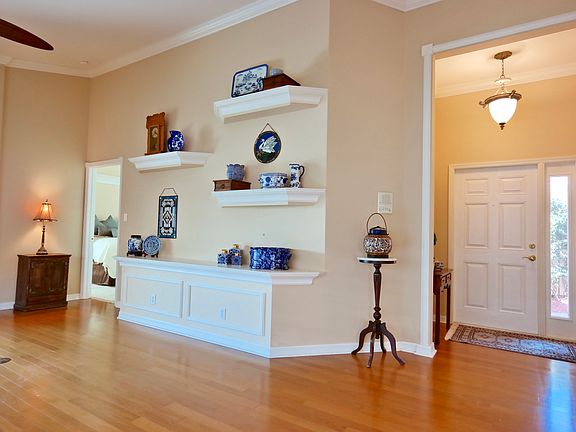 5th image of 8837 Cascades Isle Blvd