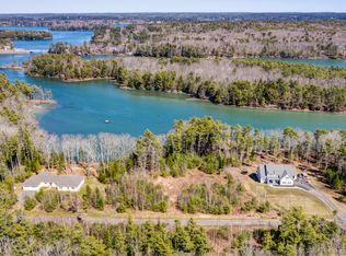 5 Breezy Point Rd, Brunswick, ME 04011