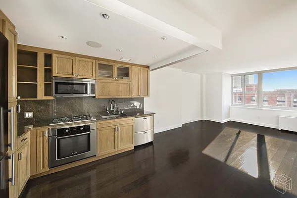 Rented by Halstead Real Estate | media 28