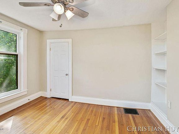 3rd image of 351 Eureka Ave SE #2