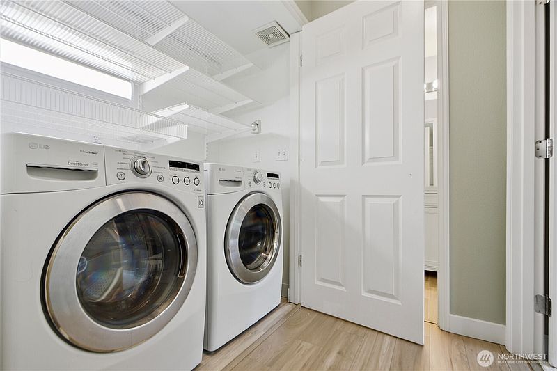 4th image of 25235 SE Klahanie blvd #C303