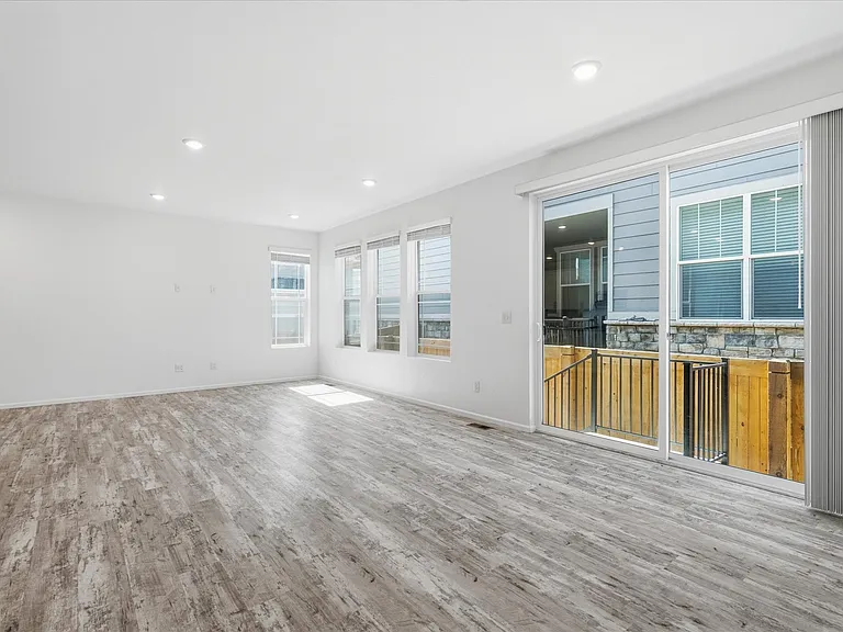 11393 Iron Ore Ct — Photo 16