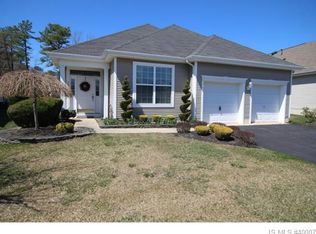 20 Pond View Cir, Barnegat, NJ 08005