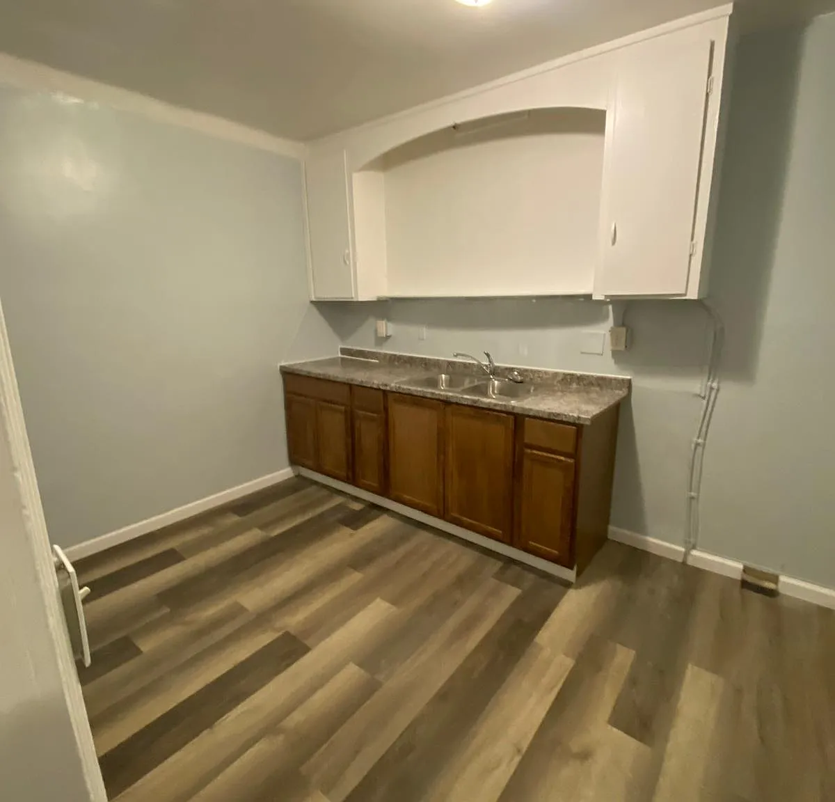 910 Park Street - 2 — Photo 4