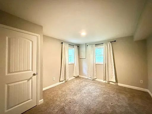 2809 Newark Dr — Photo 23
