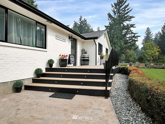 4th image of 4707 145th Street Ct E