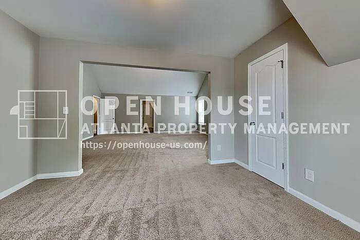 3947 Rosebud Park Dr — Photo 19