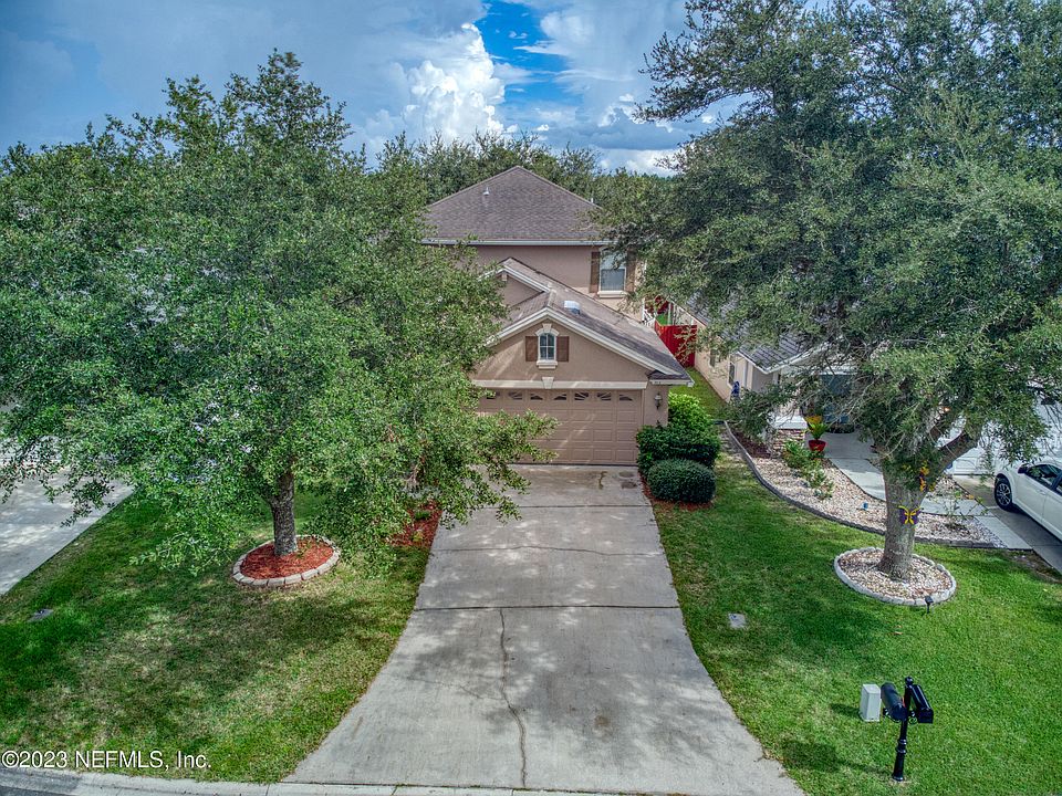 1st image of 713 SKIPPING STONE Way
