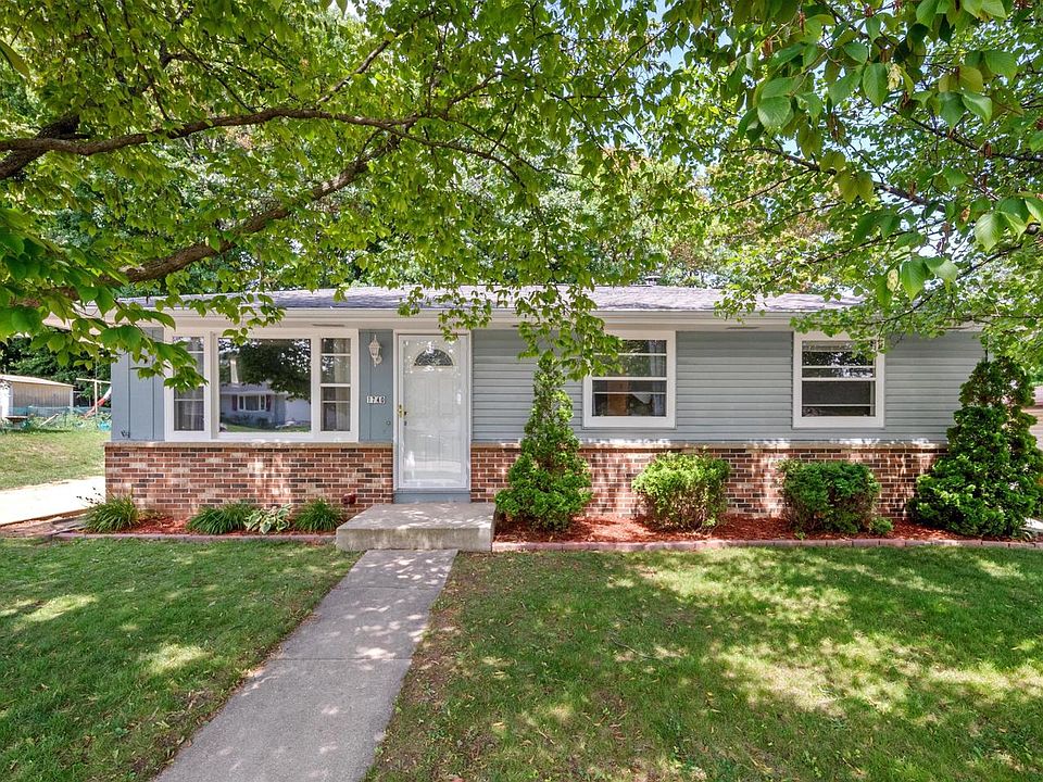 1st image of 1740 Camelot BOULEVARD