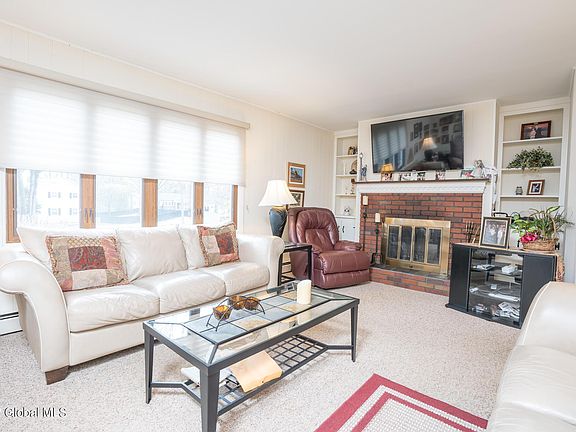 4th image of 41 Terrace Ct