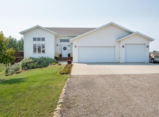 4600 Stonewood Way, Bismarck, ND 58504