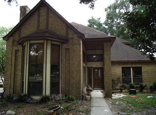 5323 Holly View Dr, Houston, TX 77091