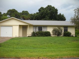 290 Delaware Ave, Sebastian, FL 32958