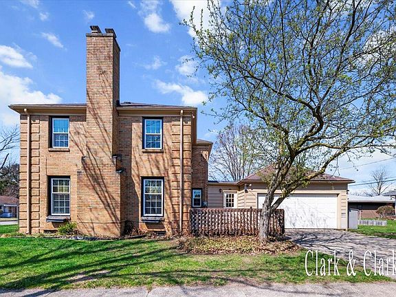 3rd image of 655 Mulford Dr SE