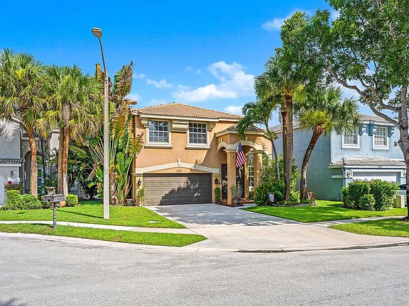 2nd image of 1267 Gembrook Court