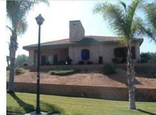 1176 Coronet Dr, Riverside, CA 92506