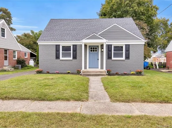 36 Beckwith Drive, Plainville, CT 06062