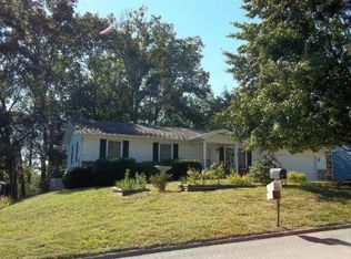117 Foxwood Cir, Oliver Springs, TN 37840