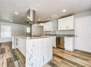 401 Kauai Ct, Tool, TX 75143