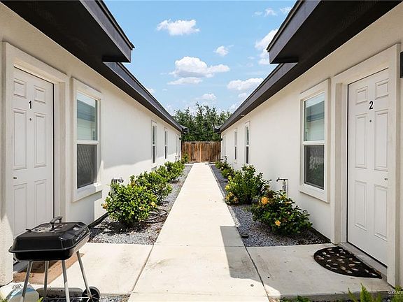 2nd image of 3802 N Robin Ave #3