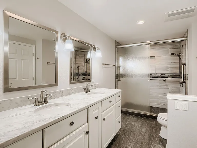 5648 S Iris Way — Photo 11