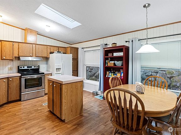 3rd image of 5307 State Highway 303 NE #125