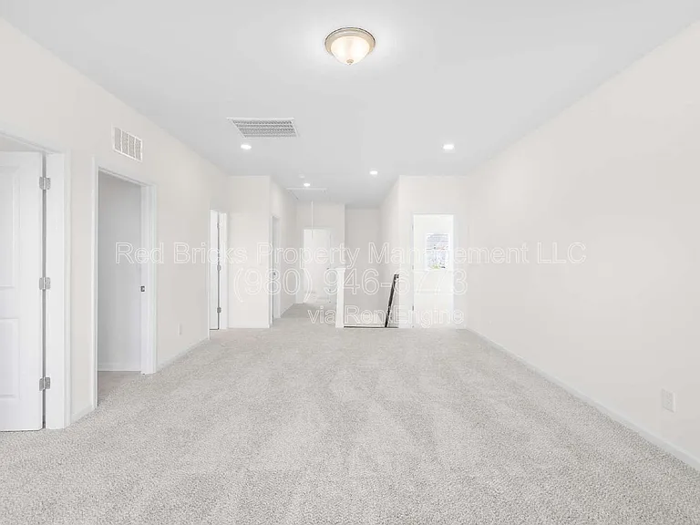 9008 Catboat St — Photo 21