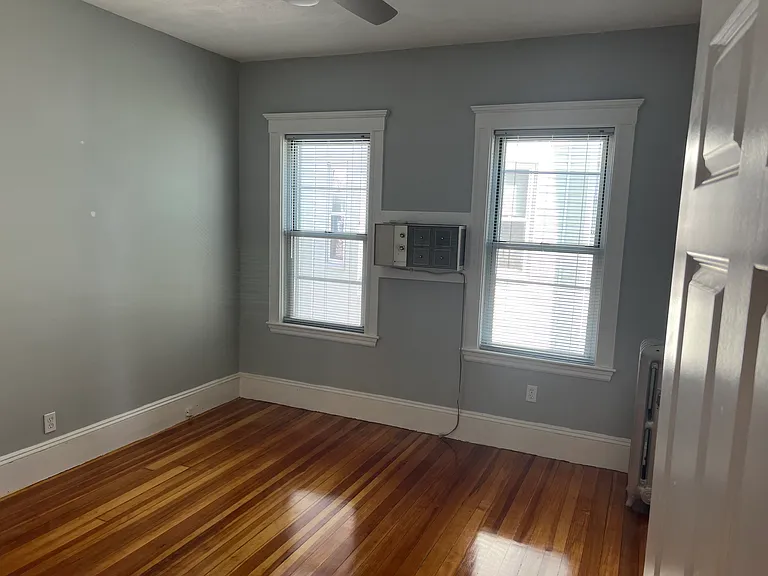 48 Bowdoin St #1 — Photo 6
