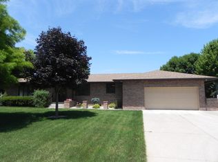 4060 Cannon Rd, Grand Island, NE 68803