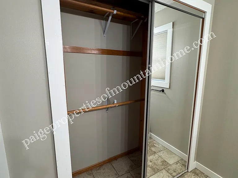 106 Parkview Cir — Photo 11