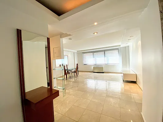 Sold by Compass | media 3
