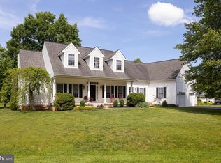 1532 Morris Pond Dr, Locust Grove, VA 22508