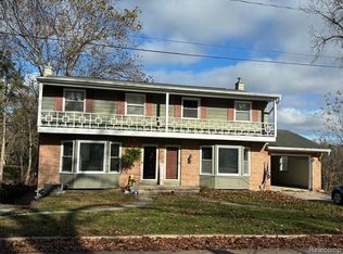 308 Bessemaur Dr, East Lansing, MI 48823