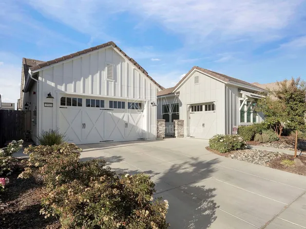 2933 Valencia St, Lodi, CA 95242