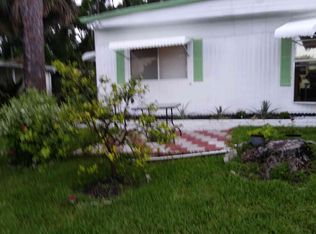 6119 N Joshua Ln, Lantana, FL 33462