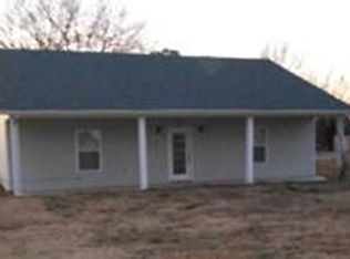 1907 N 5th St, Henryetta, OK 74437