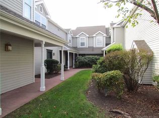 133 Mayfield Dr, Trumbull, CT 06611