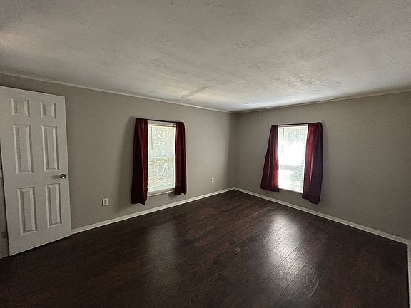 2nd image of 5826 Adventure Ln