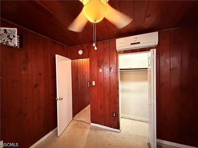 1935 Ricardo Ave — Photo 14