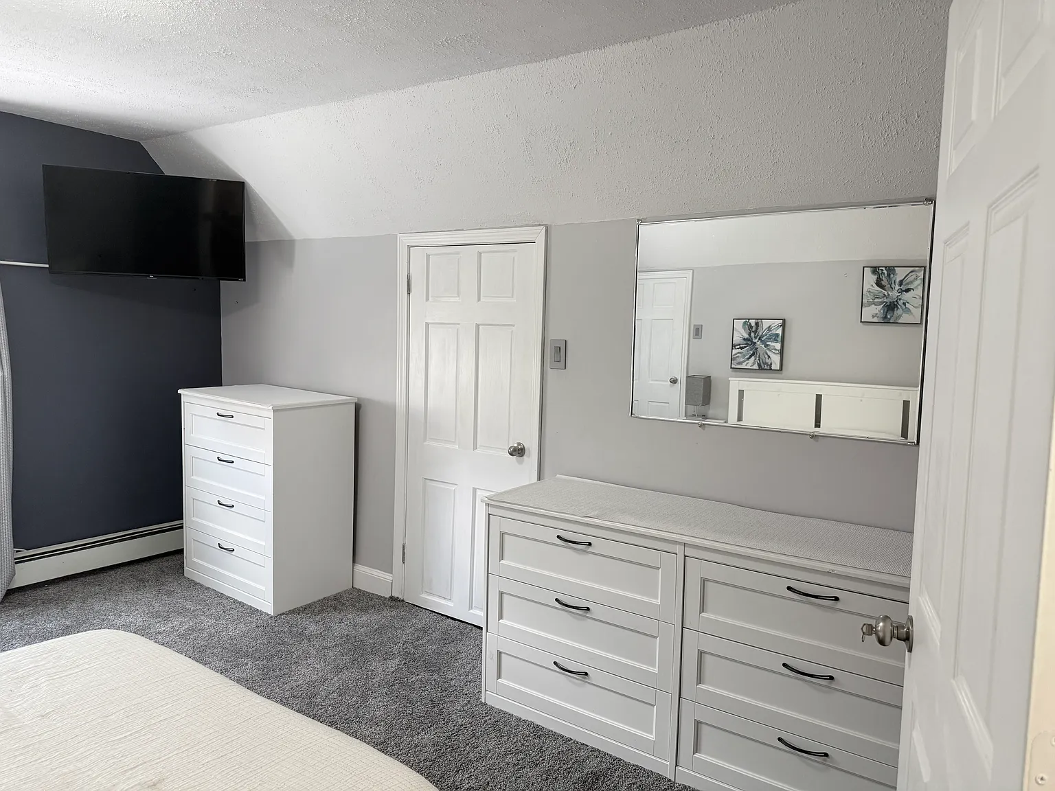 3 bed, 2.5 bath, 1789 sqft, $1,700 — Photo 3