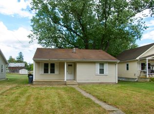 209 S Mulberry St, Farmland, IN 47340