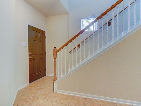 5th image of 12947 Iris Garden Ln