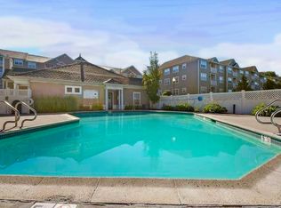 92 Mill St APT 201, Woonsocket, RI 02895