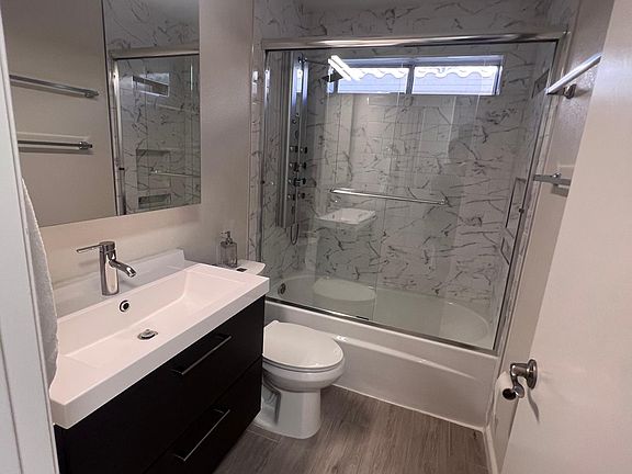 4th image of 2257 E Monona Dr