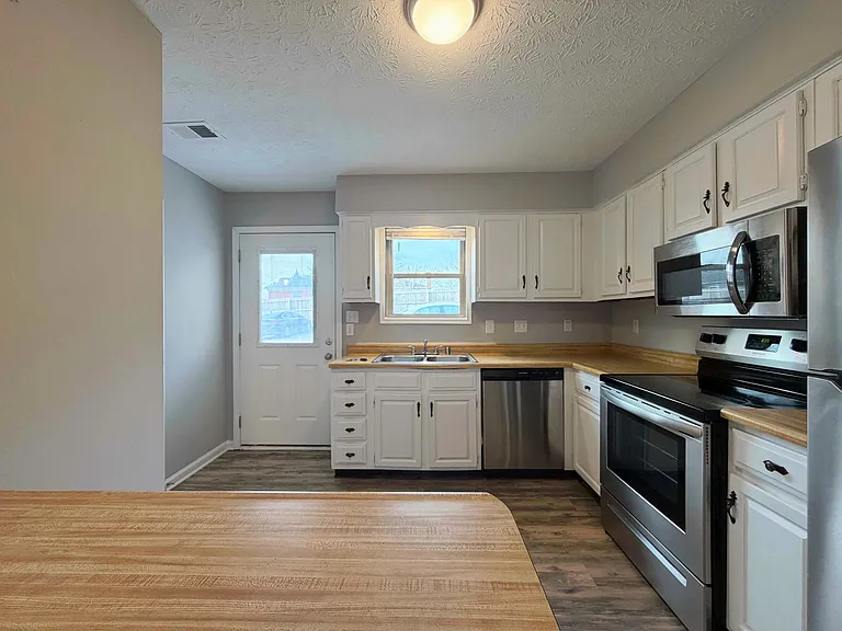 1022 Brandy Ln — Photo 10